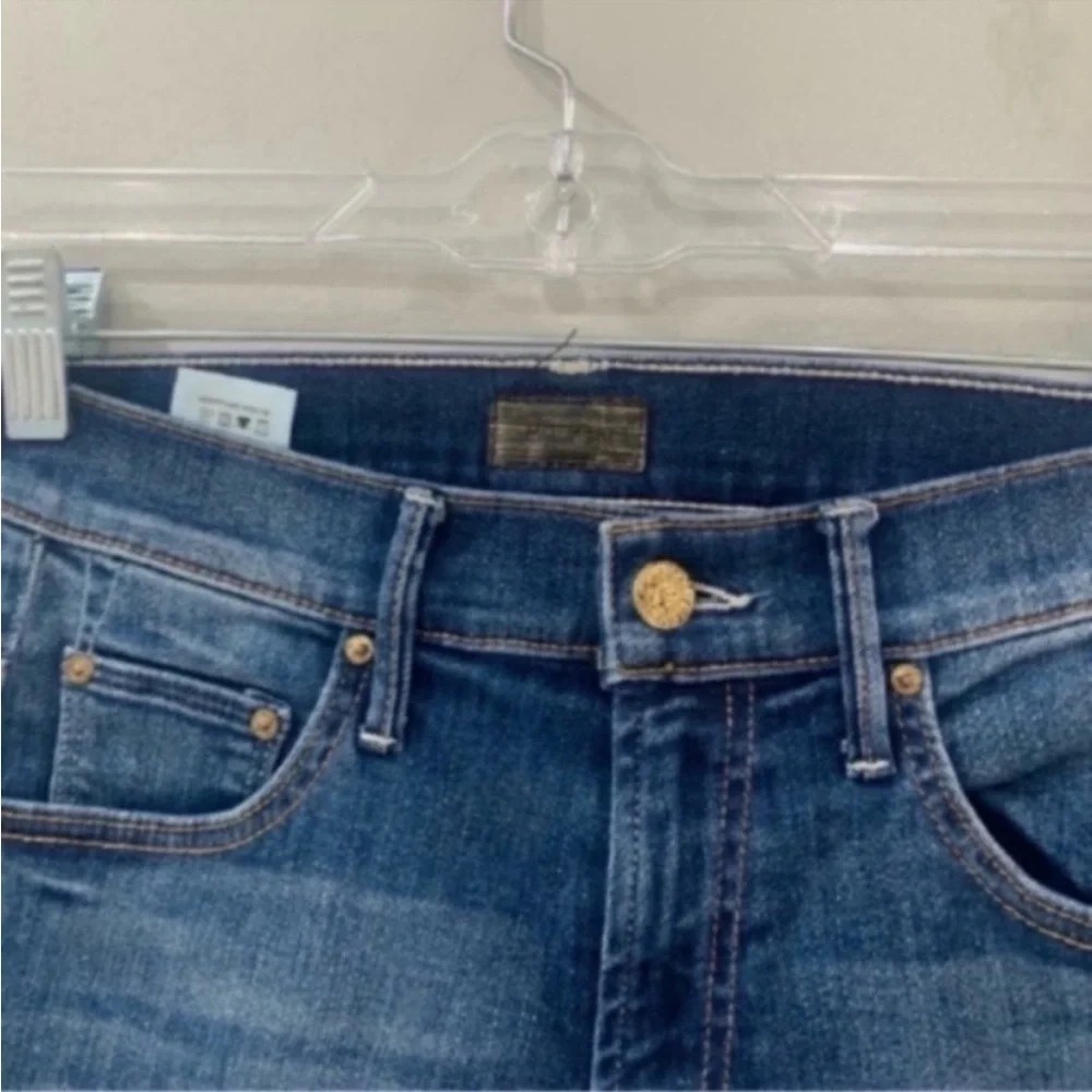 ✅ Mother Jeans Insider Crop Step Fray in Not Rough Enough